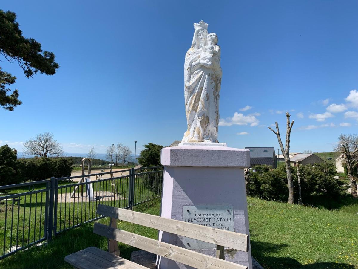 Auberge De La Tour Freycenet-la-Tour エクステリア 写真